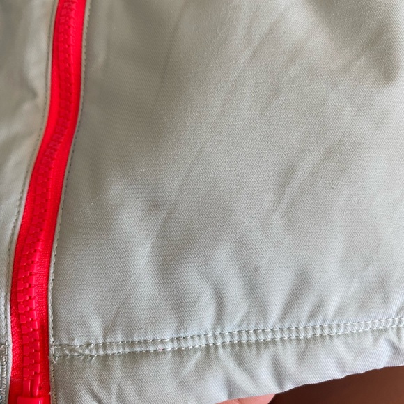 Columbia Outgrown Omni-Tech Waterproof Nylon Girls Coat Size L - Picture 12 of 12